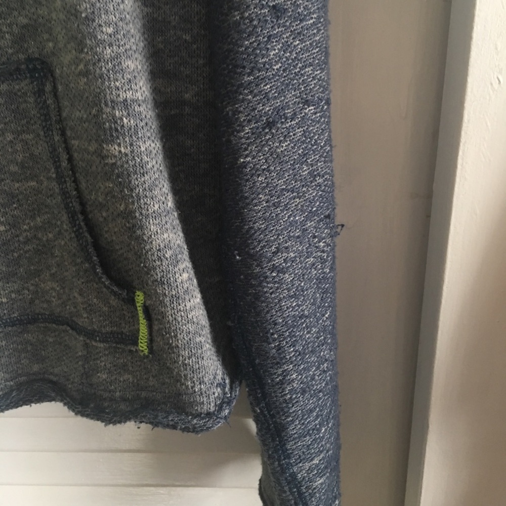 We the Free sweatshirt.  Grey.  Size S/P - Picture 3 of 8